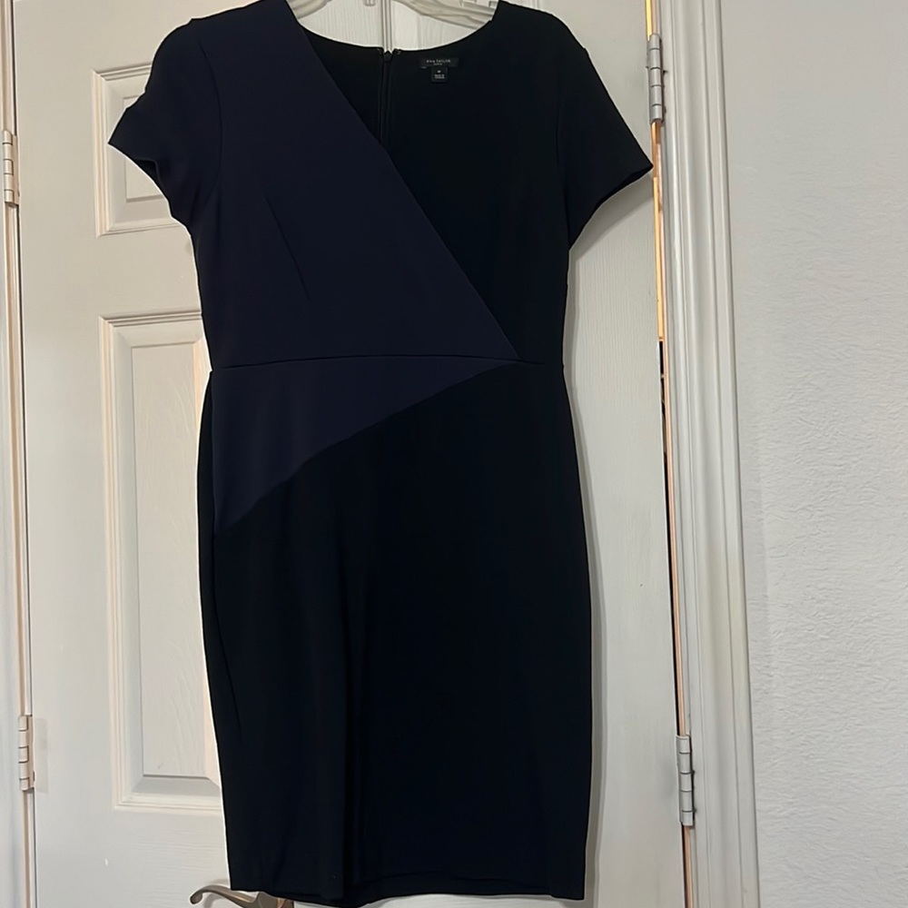 Black and navy Ann Taylor 6P dress